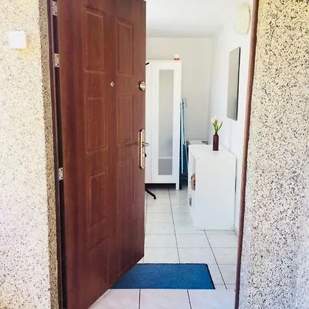 ホームステイ Podkowa Olsztyn *